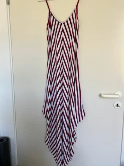 Stribet buksedragt