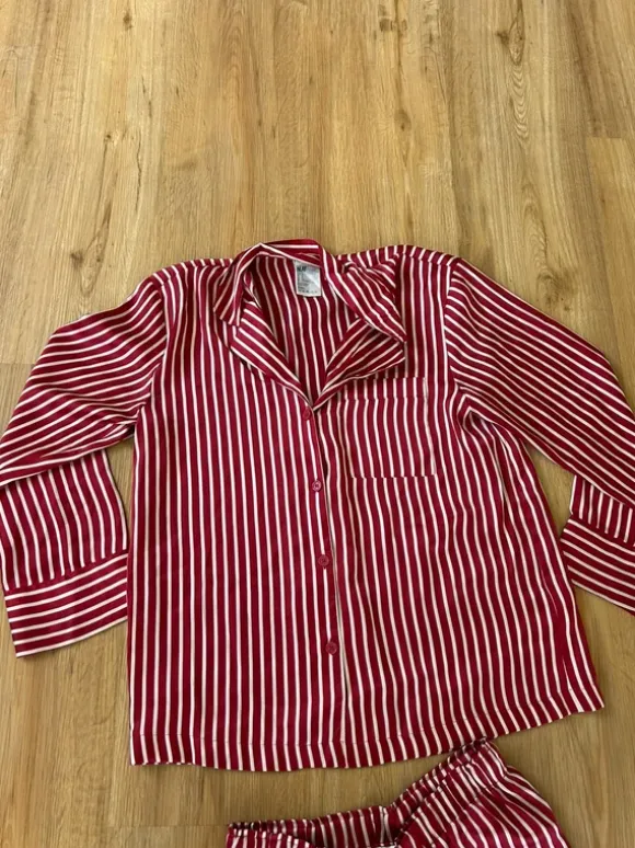 Stribet pyjamassæt