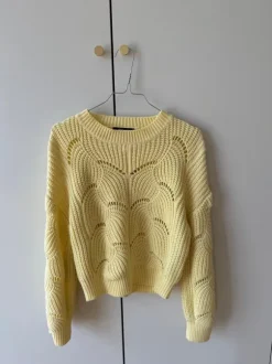 Striktrøje fra Gina Tricot
