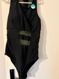 Strój kąpielowy sportowy Censored