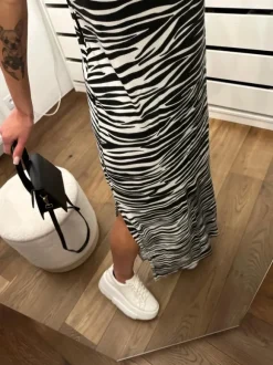 Sukienka basicowa casualowa maxi długa we wzory print zebra classy girl 40/L