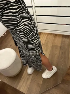 Sukienka basicowa casualowa maxi długa we wzory print zebra classy girl 40/L
