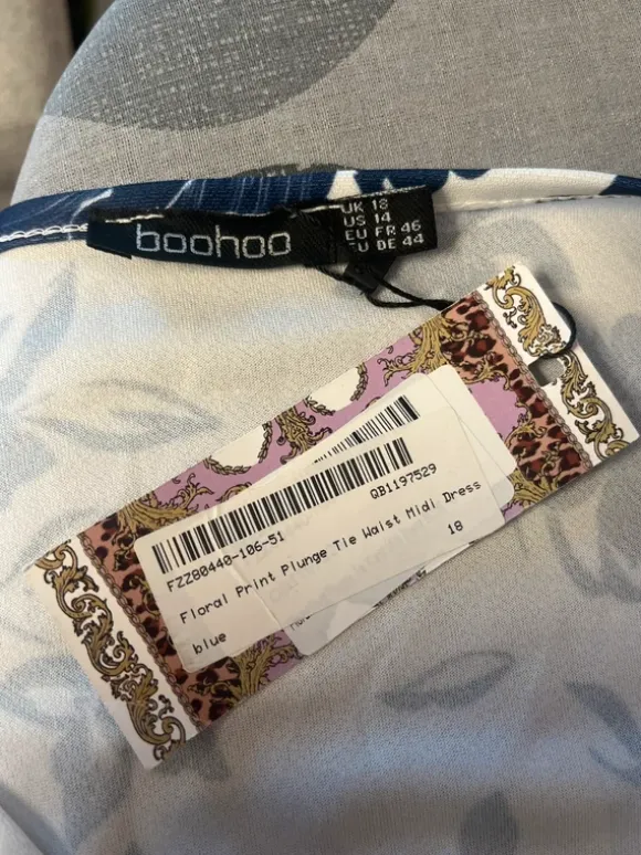 Sukienka boohoo