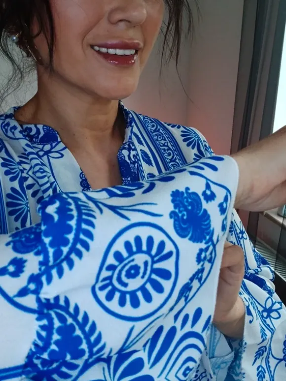 Sukienka maxi włoska niebiesko-biała wzory elegancka boho oversize