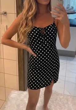 Sukienka w kropki w groszki Primark