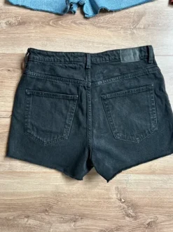 Super zestaw 4x jeansowe spodenki - szorty, wysoki stan, czarne, Niebieskie, pomarańczowe wężowe