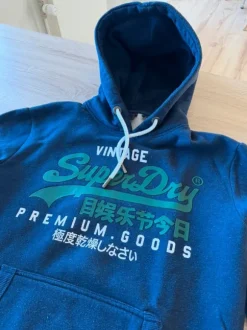 Superdry hættetrøje i str M