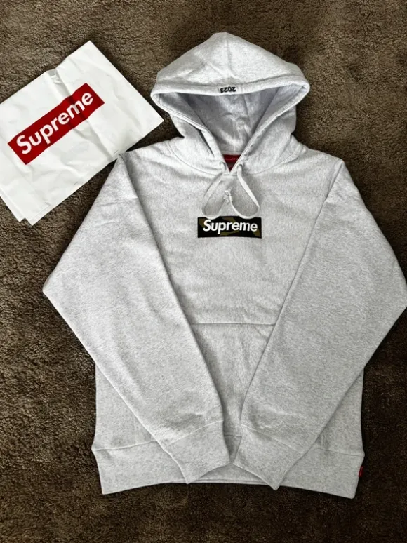Supreme Hoodie