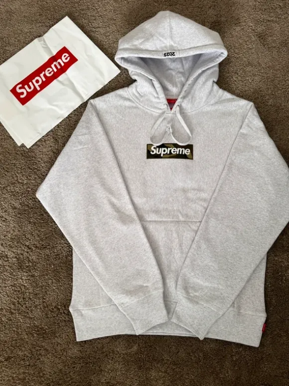 Supreme Hoodie