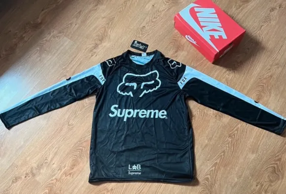 Supreme x fox