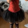 Svart fluffig kjol