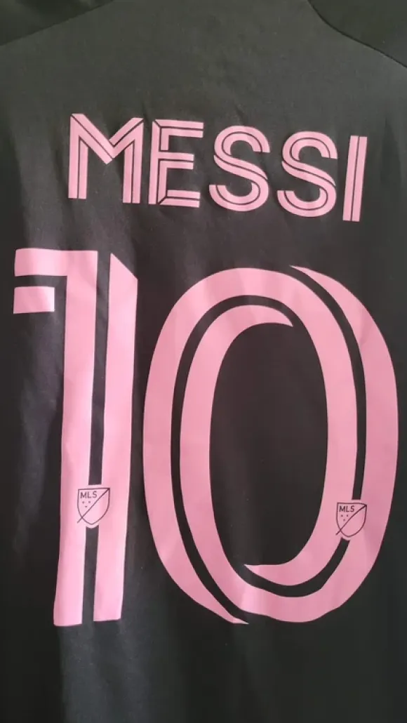 Svart Inter Miami fotbollströja 22/23 away shirt
