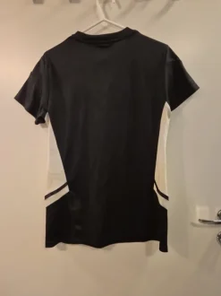 Svart t-shirt
