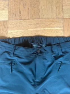 Svarta shorts