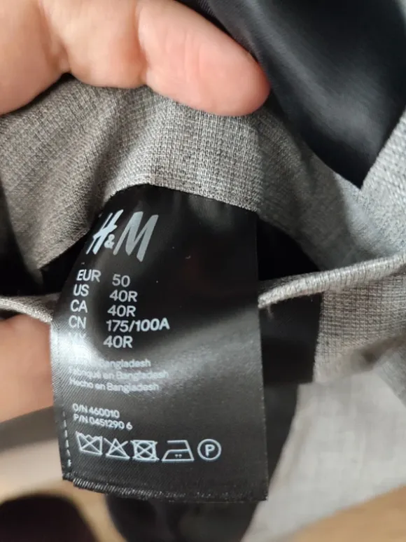 Szary męski garnitur H&M r. 50