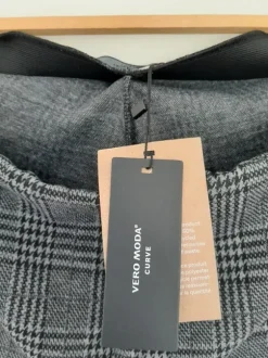 Ternede bukser fra Vero Moda Curve