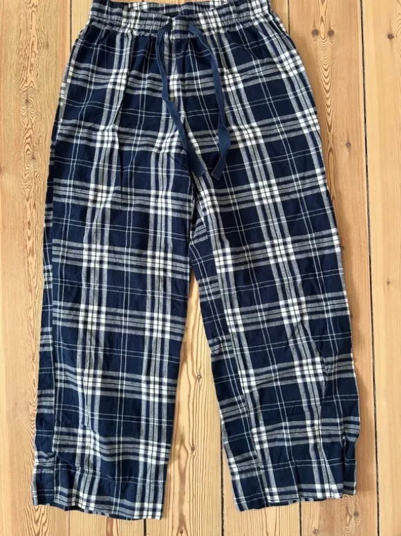 Ternet natbusser fra H&M