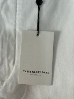 These Glory Days Aimon Shorts Strl 54