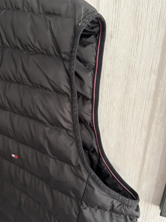 Tommy Hilfiger täckväst 3XL!