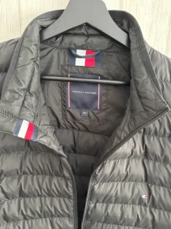 Tommy Hilfiger täckväst 3XL!