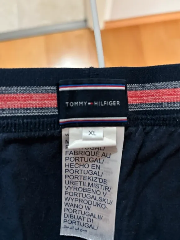 Tommy Hilfiger yöshortsit