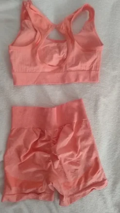 Top i spodenki komplet push up M