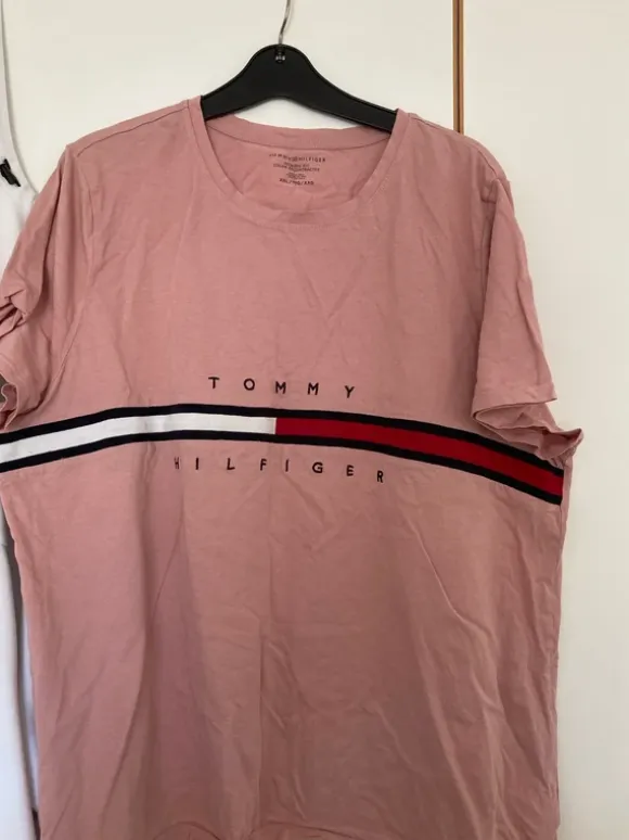 T-shirt Hilfiger