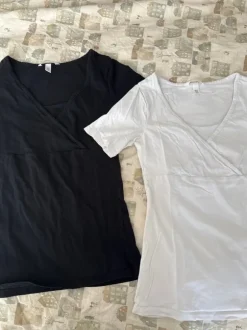 T-shirt mama breast feeding