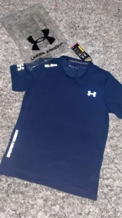 Under Armor t-shirt