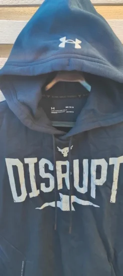 Under Armour, hihaton college huppari
