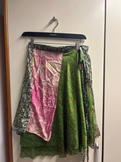 Unik slå om nederdel