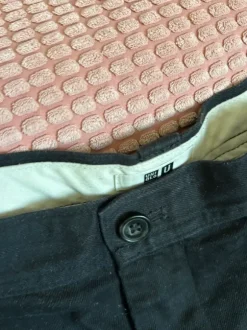 UNIQLO chino pants