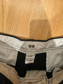 Uniqlo wide cinos