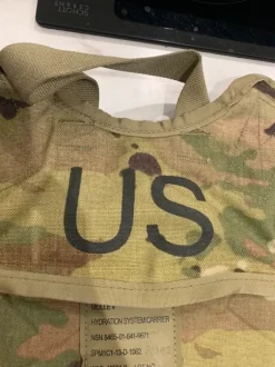US Army usgi ocp Multicam Scorpion Hydration Carrier, Water bladder, Surplus