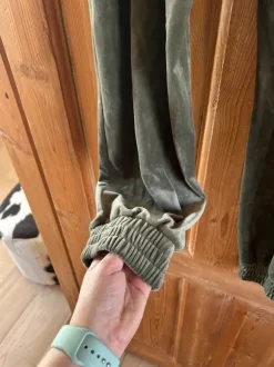 Velourbukser fra hunkemöller
