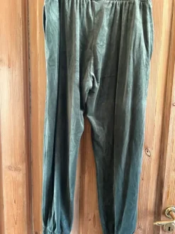 Velourbukser fra hunkemöller