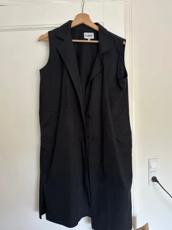 Vest fra Laøhlé