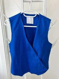 Vest top
