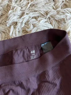 Vinröda tights mammatights mammabyxor mama