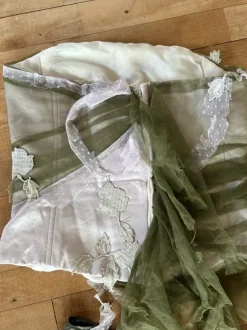 Vintage corsagetop sjal og bux medfølger