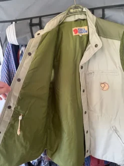 Vintage Fjällräven väst 70s/80s beige/grön