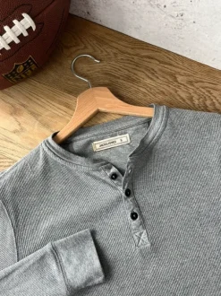 Vintage Henley shirt waffle long sleeve