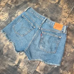 Vintage jeansowe szort spodenki damskie Levis 501 retro y2k alternative swag lato