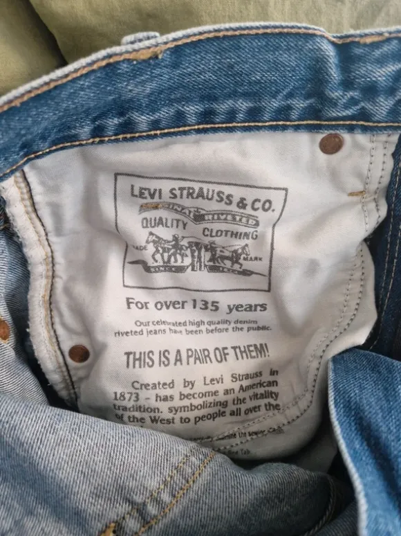 vintage levi's 504 straight