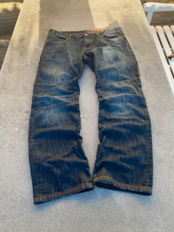 Vintage 00s jeans large