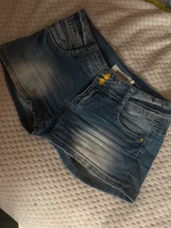 Vintage spodenki Realize