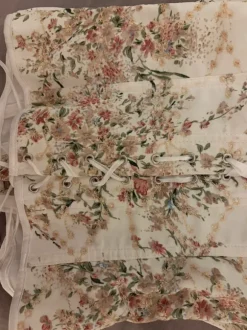 vintage white corset-flower&gold details