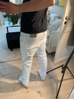 Vita jeans från Jack and Jones