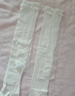 Vita knästrumpor med spets , kawaii, coquette, dollette, balletcore, lolita