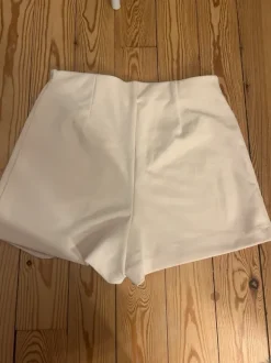 Vita skorts